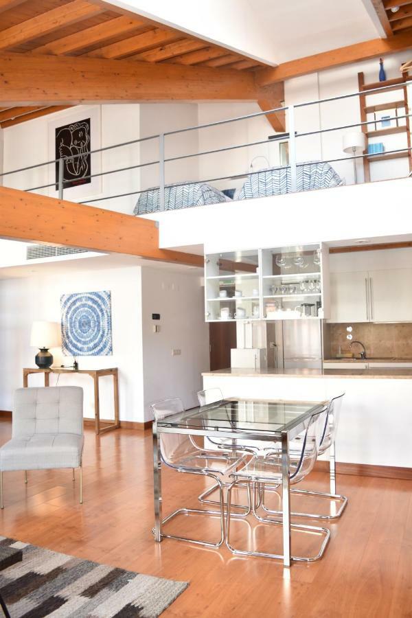 Apartamento Architect-designed Loft In A Historic Hilltop Neighborhood Lisboa