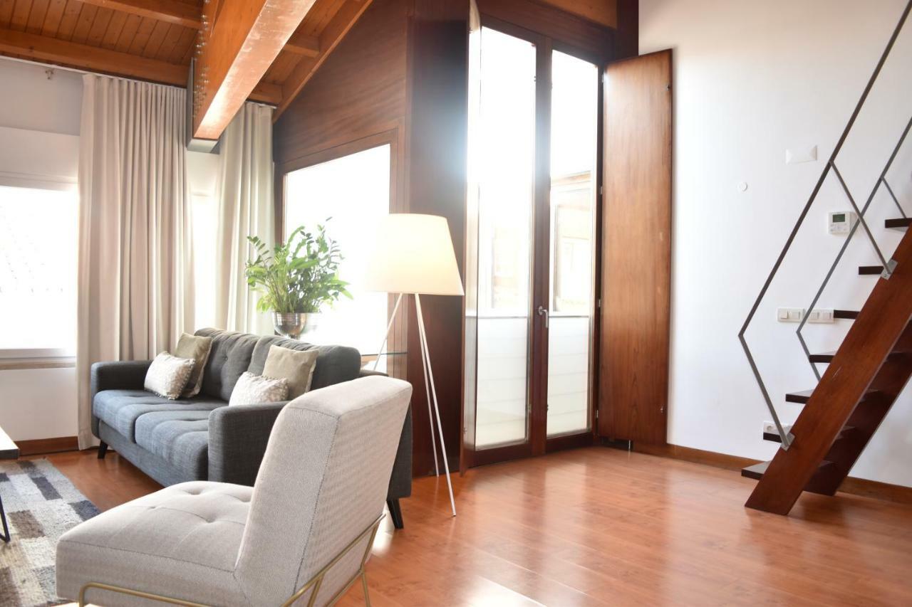 Architect-designed Loft In A Historic Hilltop Neighborhood Apartamento