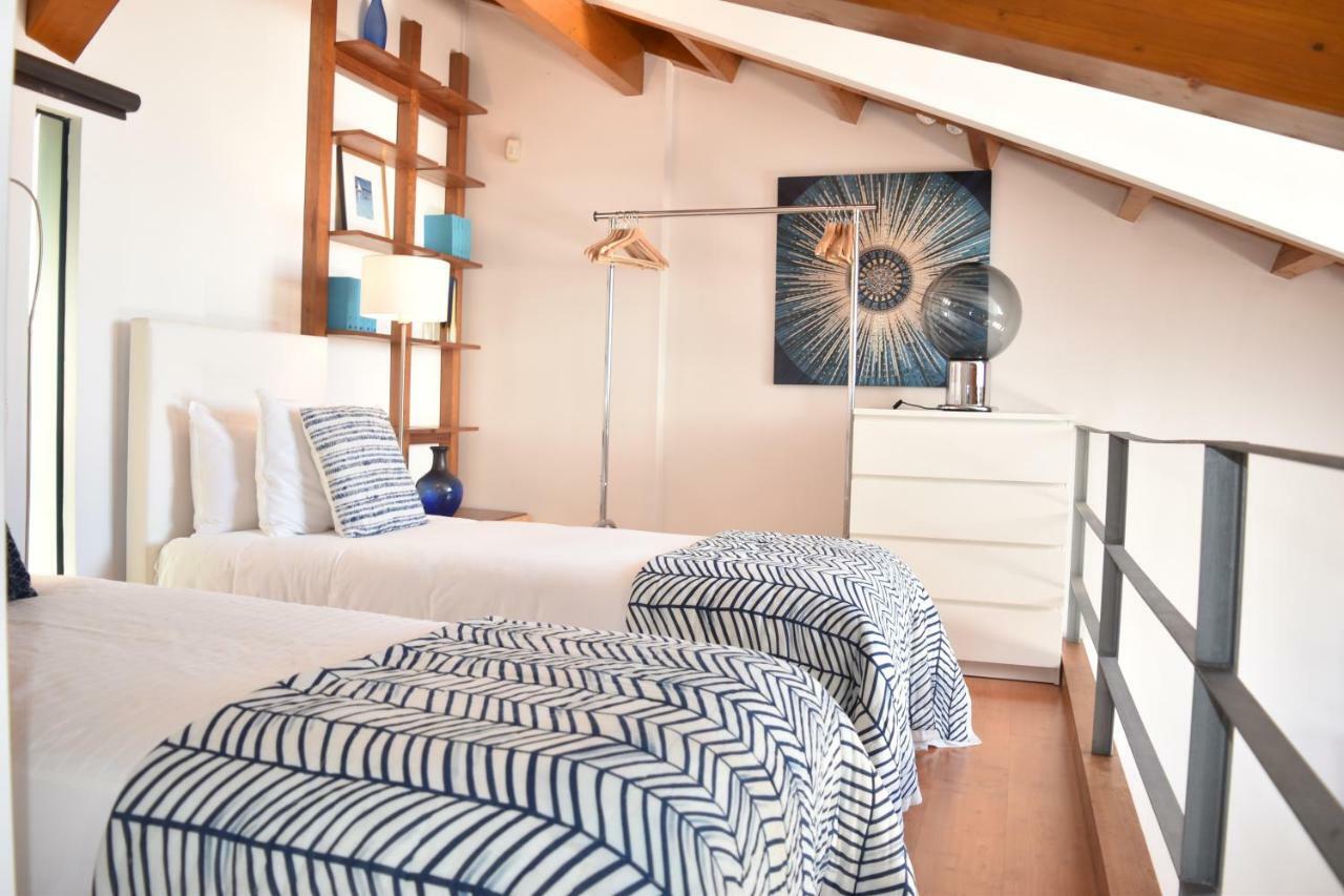 Architect-designed Loft In A Historic Hilltop Neighborhood Apartamento